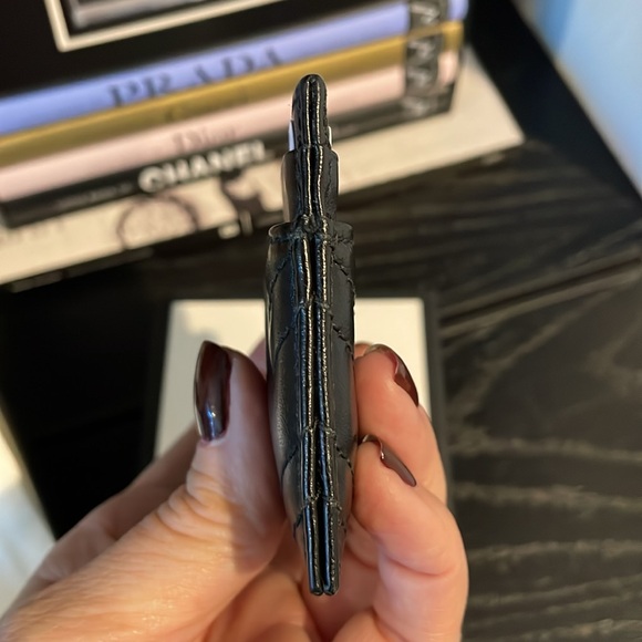 Gucci GG Marmont Card Case - Picture 10 of 15